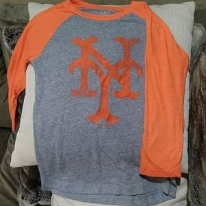 Boys 10/12 Met baseball shirt